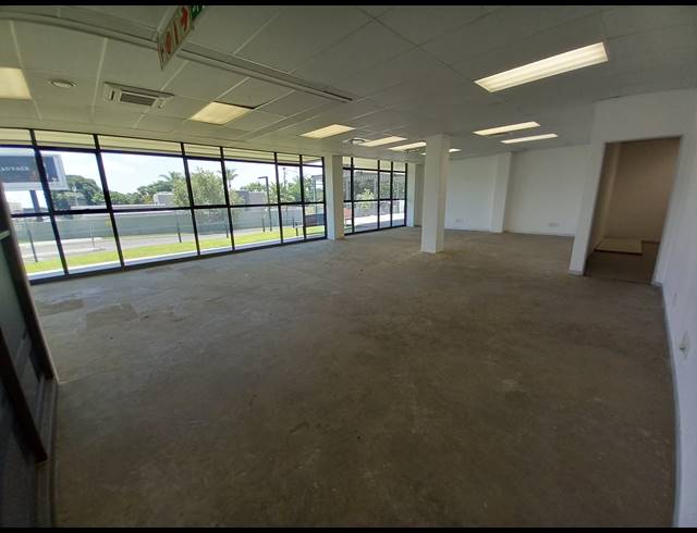 199M² OFFICE TO LET IN BRYANSTON